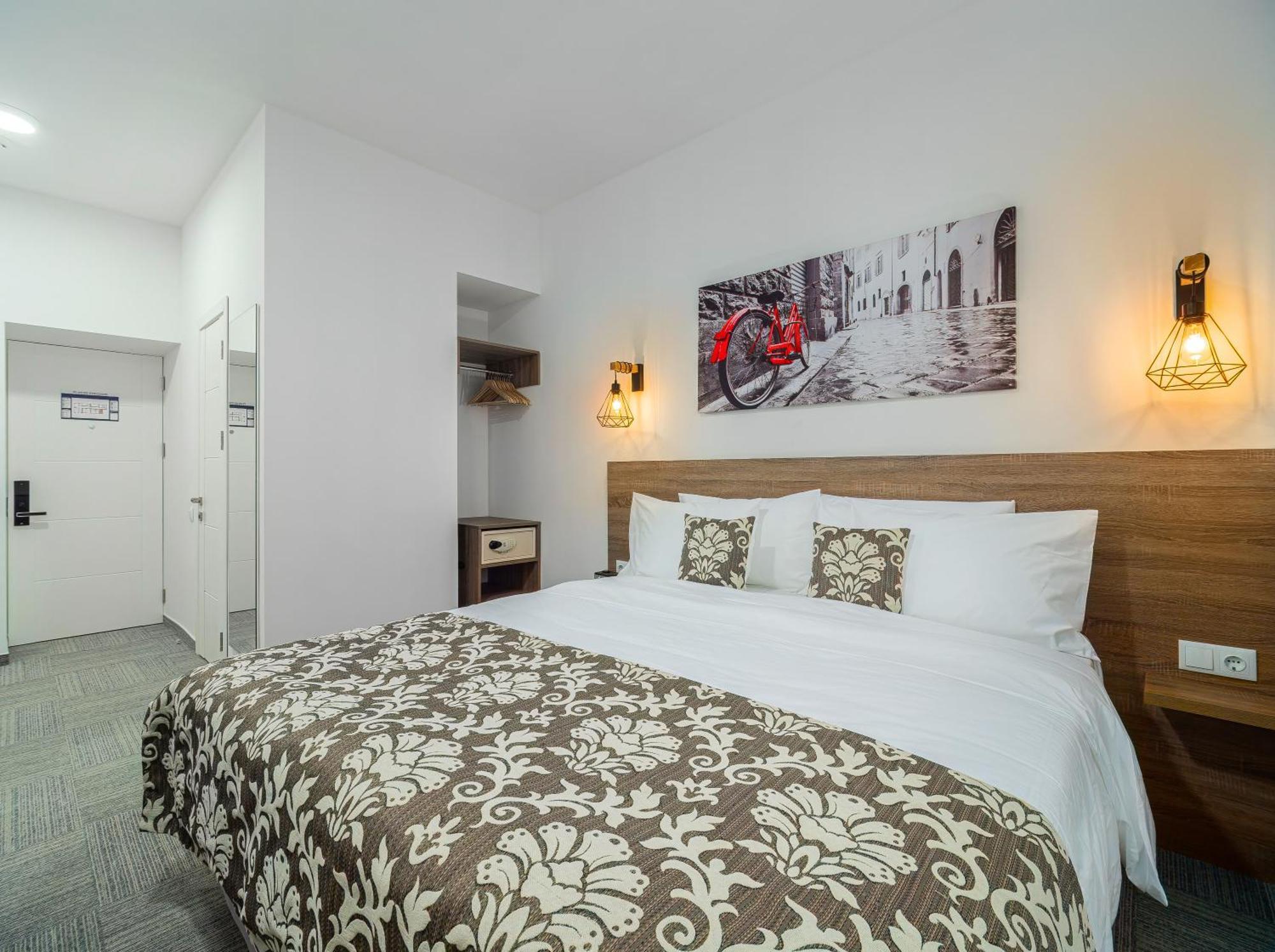 Ta Collection Hotel Кишинёв Экстерьер фото