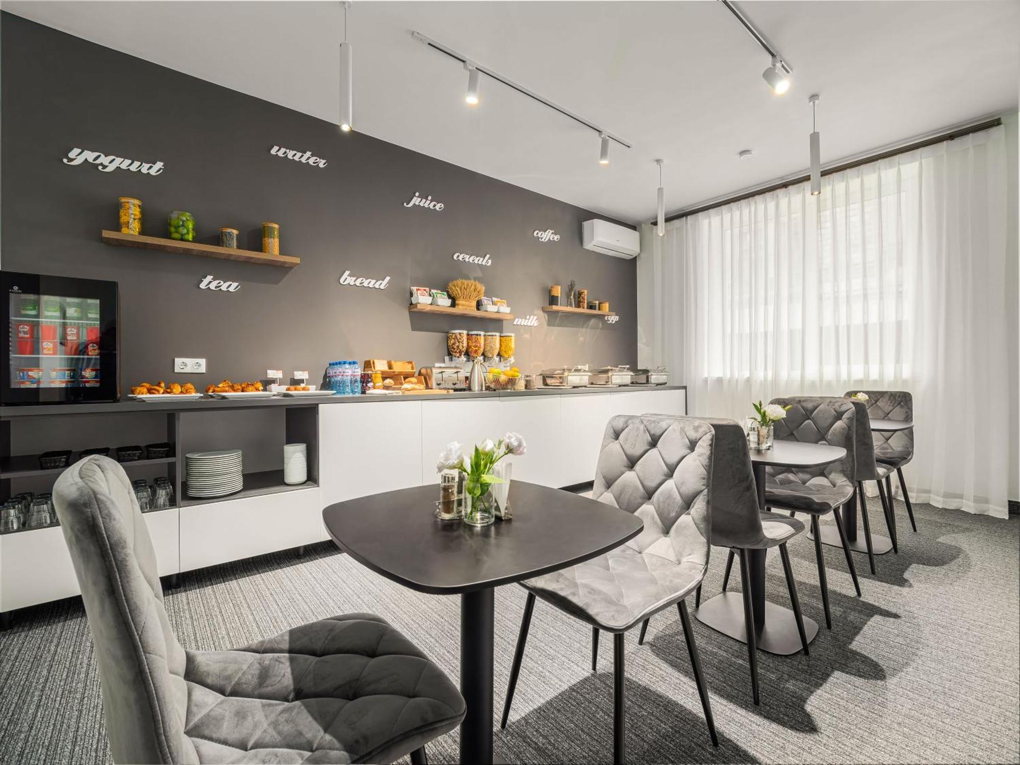 Ta Collection Hotel Кишинёв Экстерьер фото